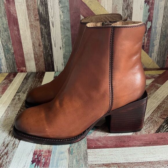 Sutro Polk Leather Booties Boots Chunky Heel Inside Zip Burnish Brown EUC 8 - Picture 7 of 11